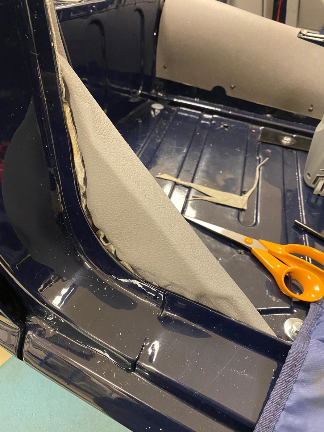 17022020 Triumph TR5 trim fitting 27 1