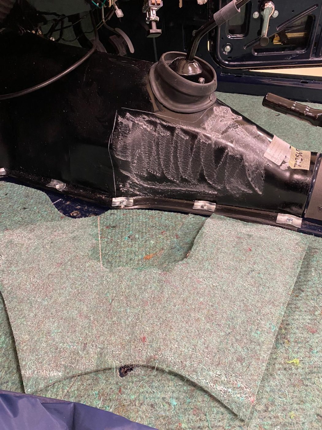 17022020 Triumph TR5 trim fitting 47 1