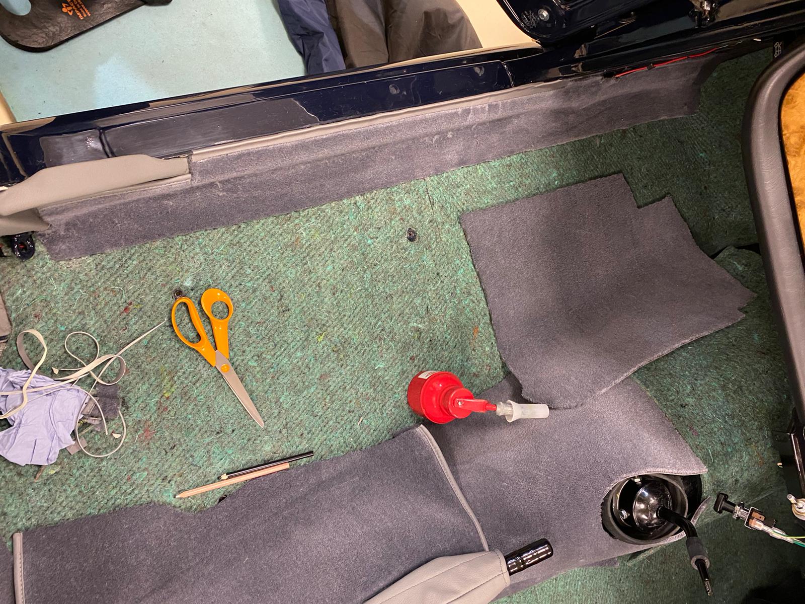 17022020 Triumph TR5 trim fitting 56 1