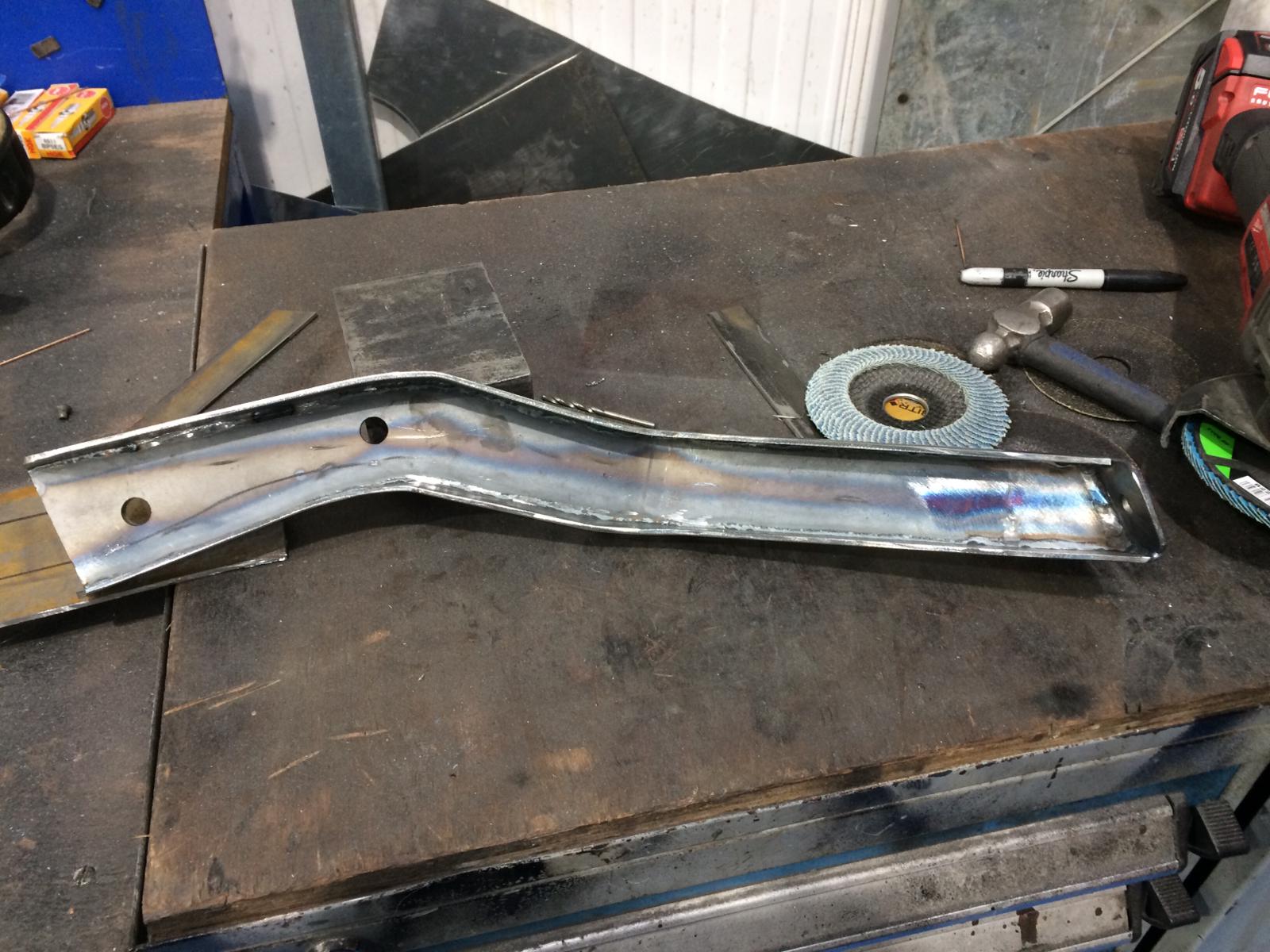 17022021 0 Triumph TR5 bumper irons 3 1