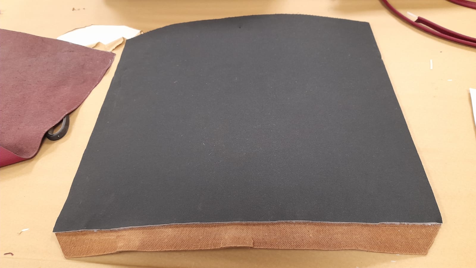 17022021 Mercedes 500SL seat cover and frame 13 1