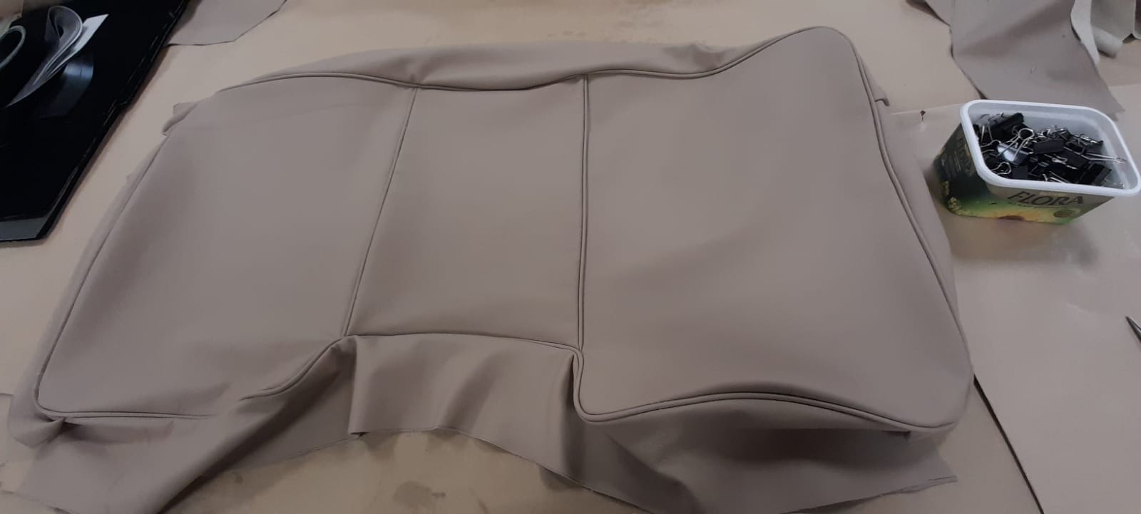 17022021 Mercedes 500SL seat cover and frame 7 1