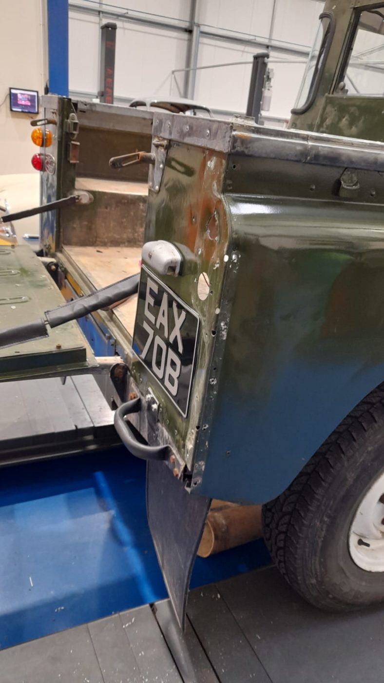 19022021 1964 Land Rover Series IIa updates 12 1