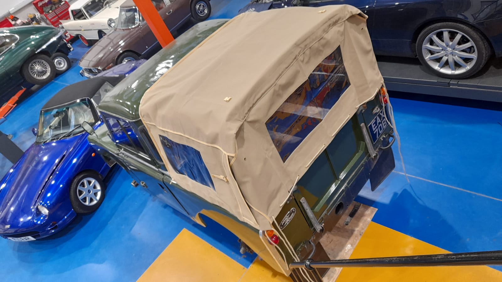 19022021 1964 Land Rover canvas tilt 4 1