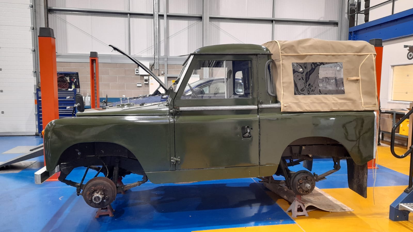 19022021 1964 Land Rover canvas tilt 6 1