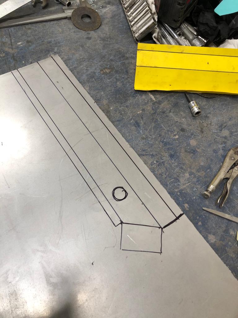 19022021 Morris Minor Lowlight chassis repair 16 1