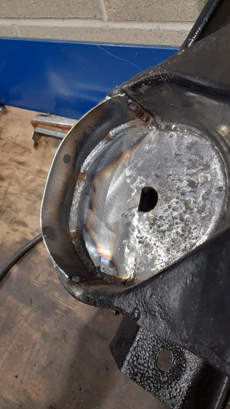22022021 Ferarri Daytona welding subframe 13 1
