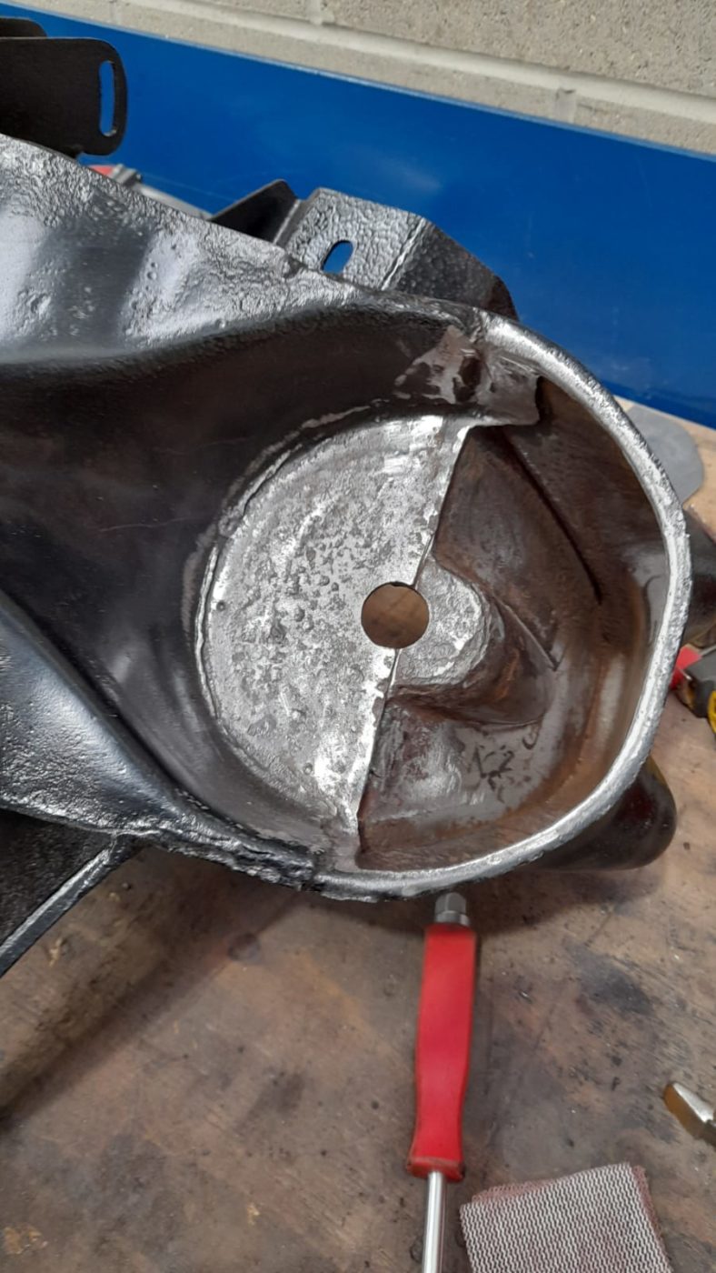 22022021 Ferarri Daytona welding subframe 8 1