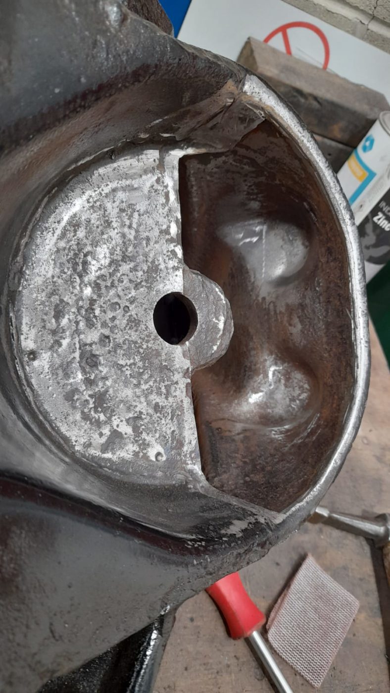 22022021 Ferarri Daytona welding subframe 9 1