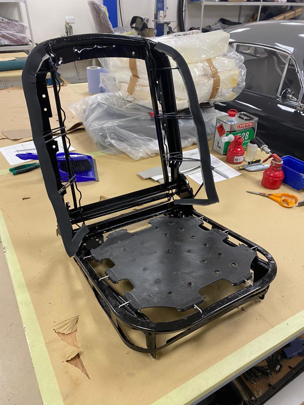 22022021 Triumph TR5 seat frames 2 1
