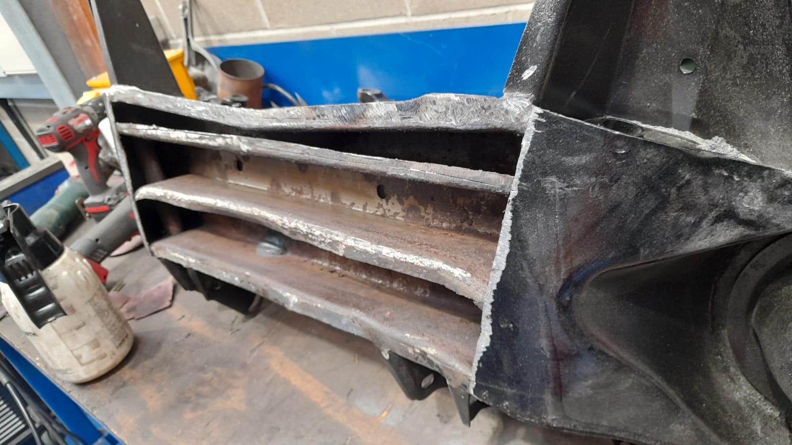 25 02 2021 Ferarri Daytona front subframe welding 4 1
