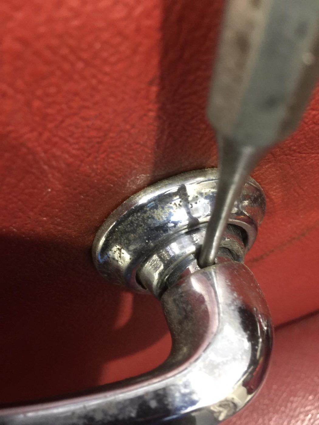 Jaguar MKVII window chome position ady 3 1