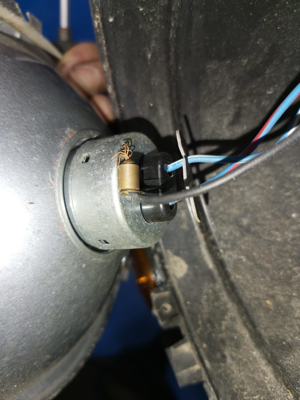 Tom rewiring silver jensen 13 1