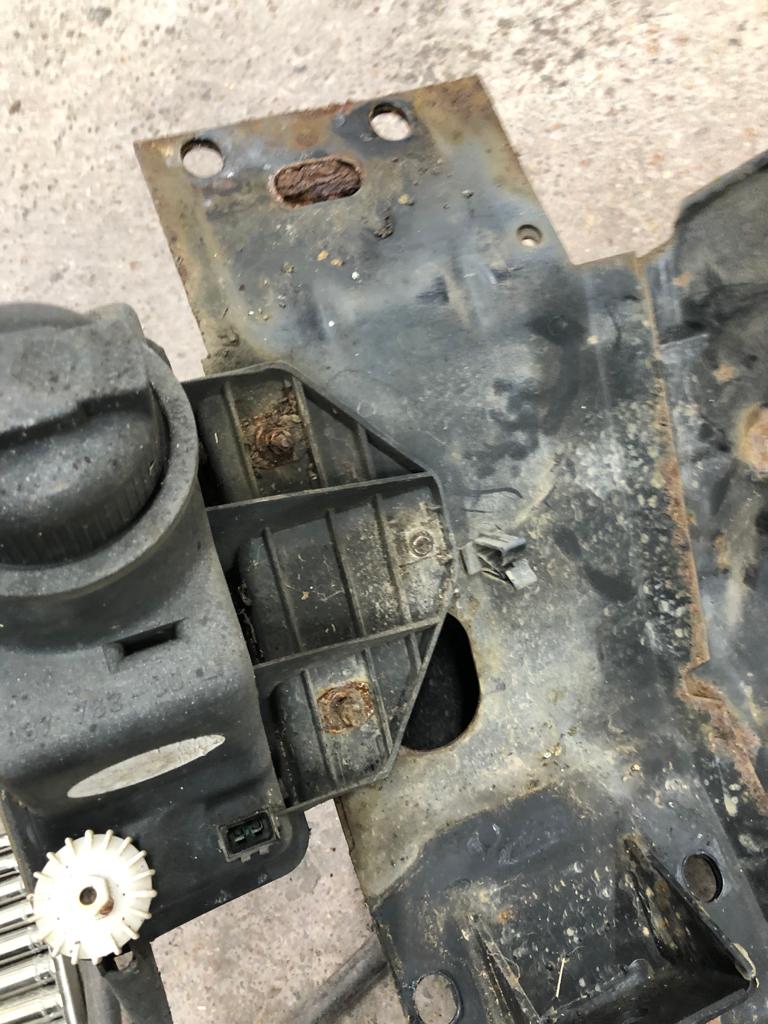VW DISSASSEMBLY JAMES 8 1