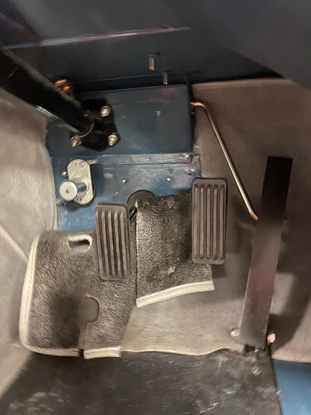 jaguar XK150 carpet process 16 1