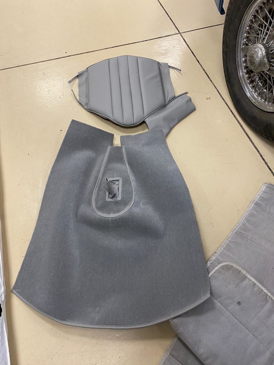 jaguar XK150 carpet process 23 1