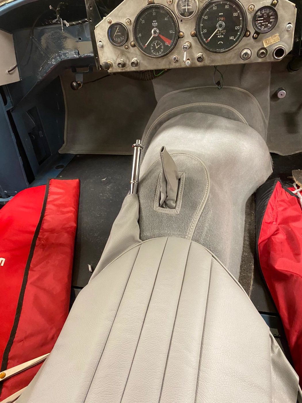 jaguar XK150 carpet process 28 1