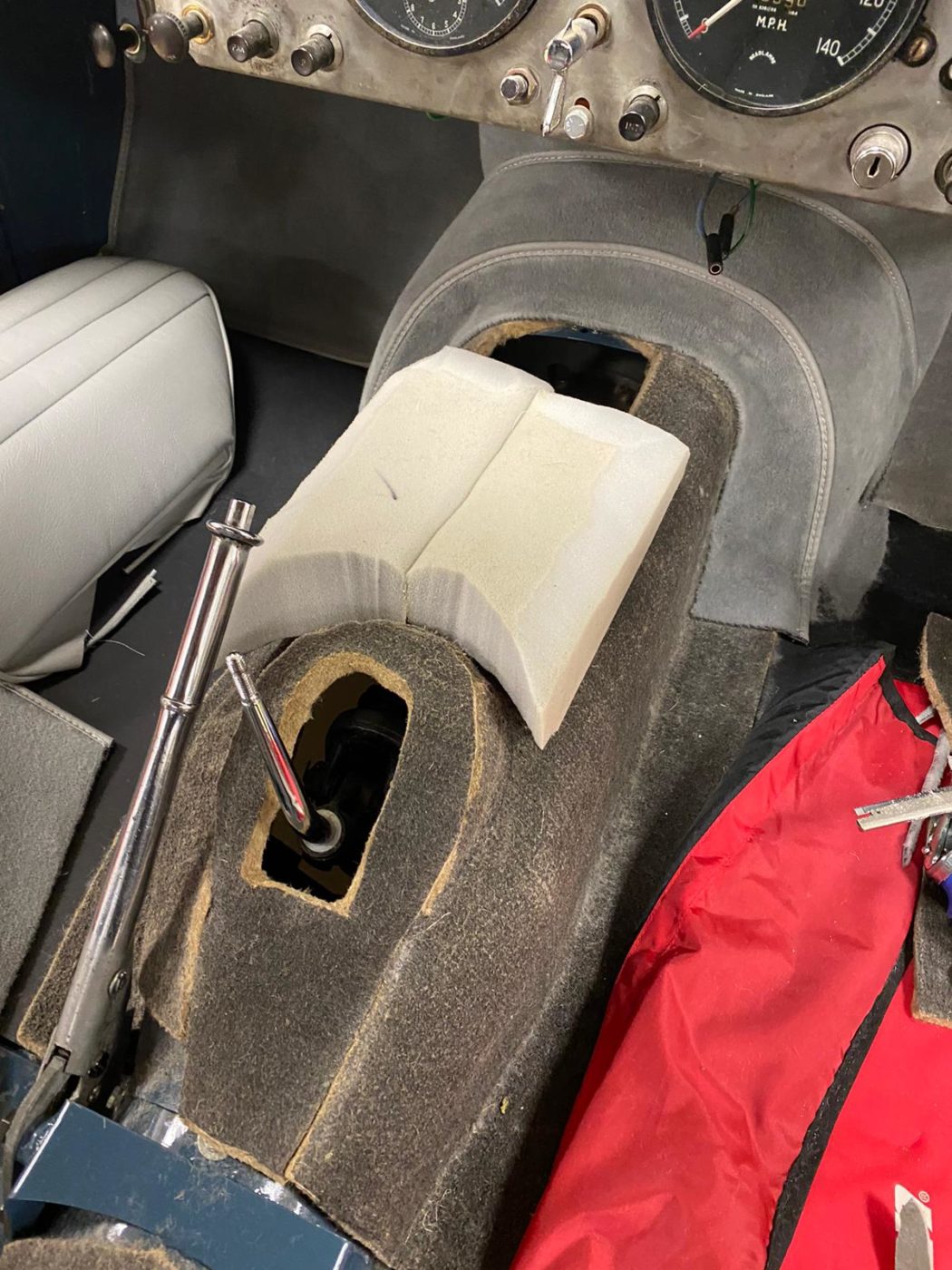 jaguar XK150 carpet process 29 1