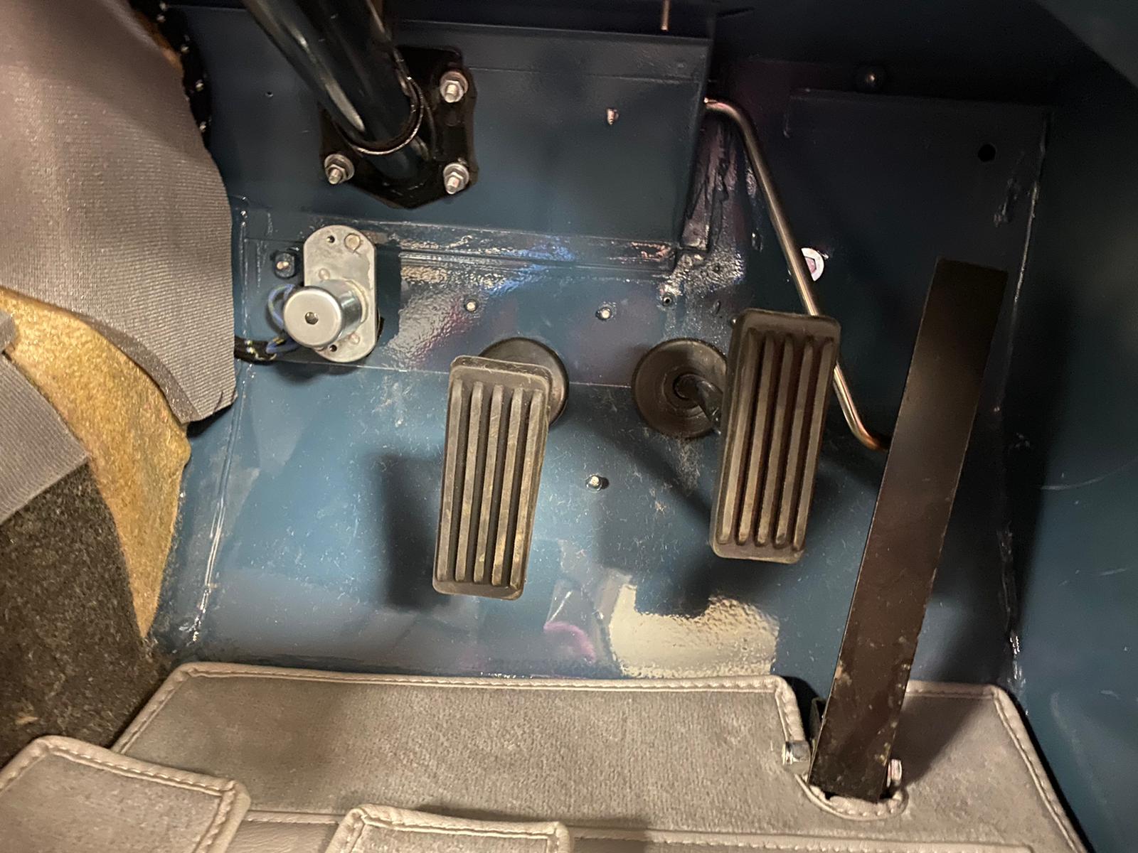 jaguar XK150 carpet process 3 1