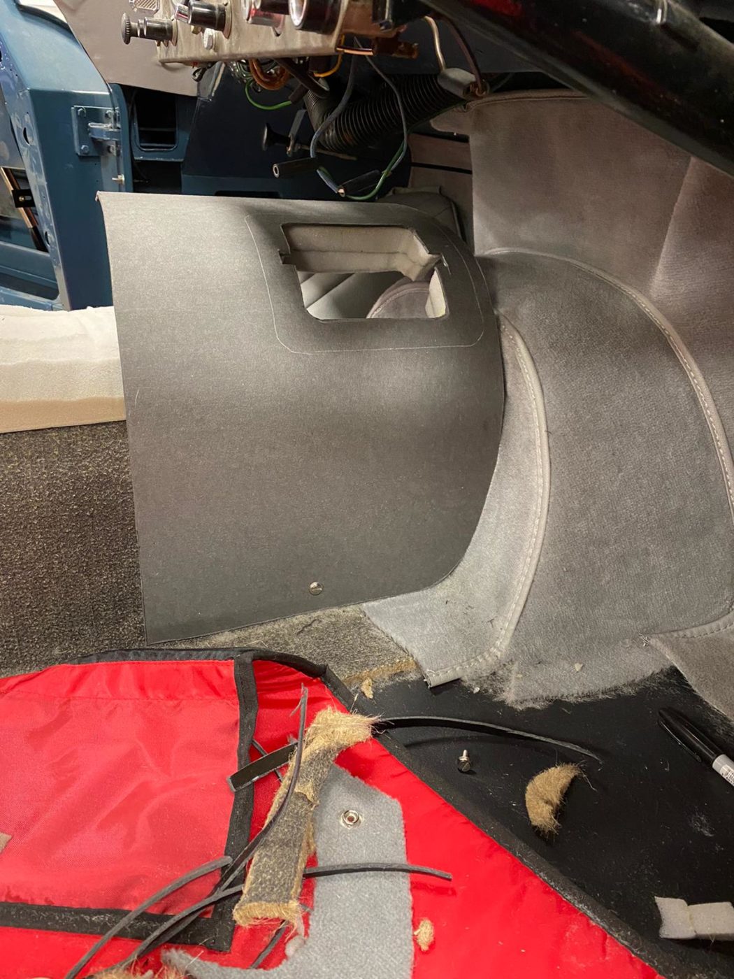 jaguar XK150 carpet process 38 1