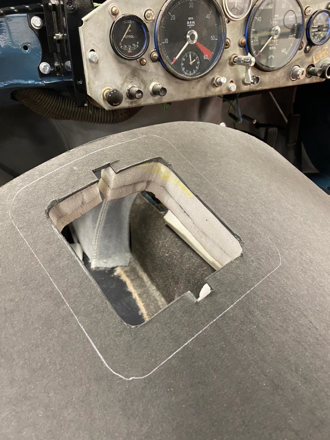 jaguar XK150 carpet process 39 1