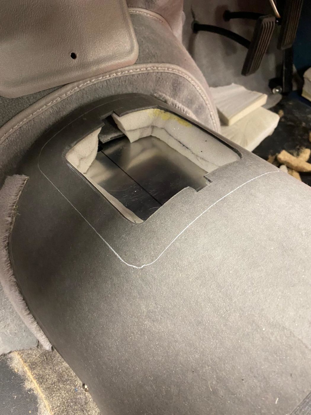 jaguar XK150 carpet process 53 1
