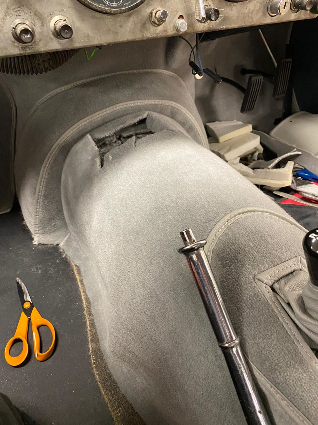 jaguar XK150 carpet process 59 1