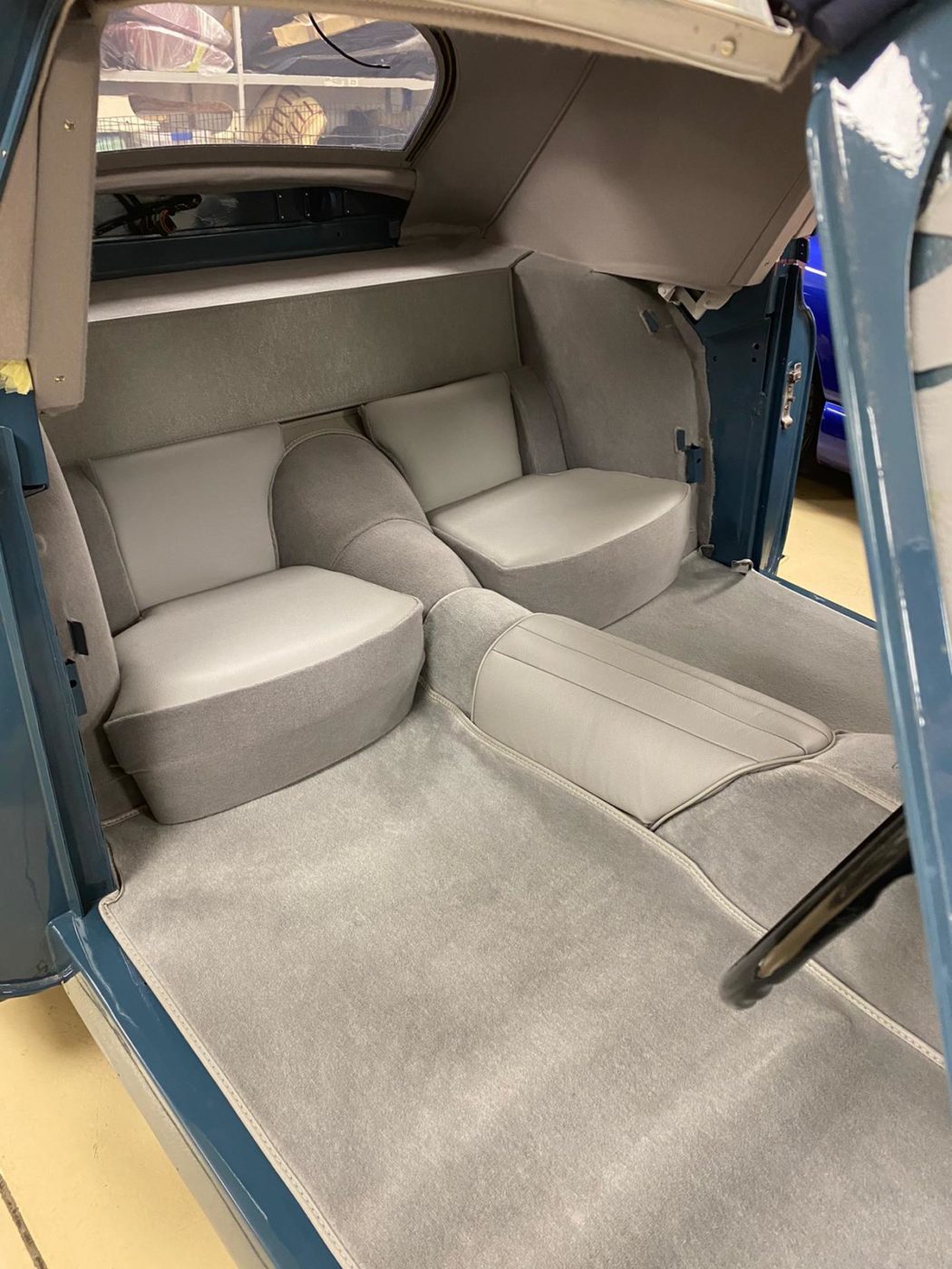 jaguar XK150 carpet process 73 1
