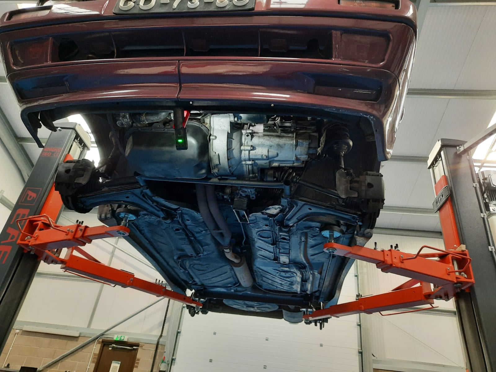 01032021 Mauro working on his VW Golf 6 1