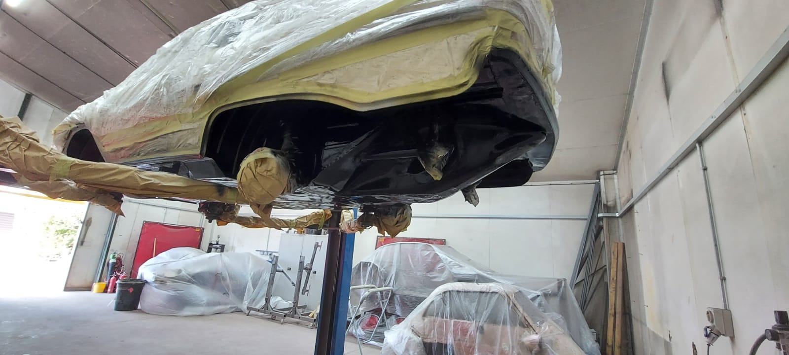 01042021 Amphicar unerside rubbed down and painted 13 1