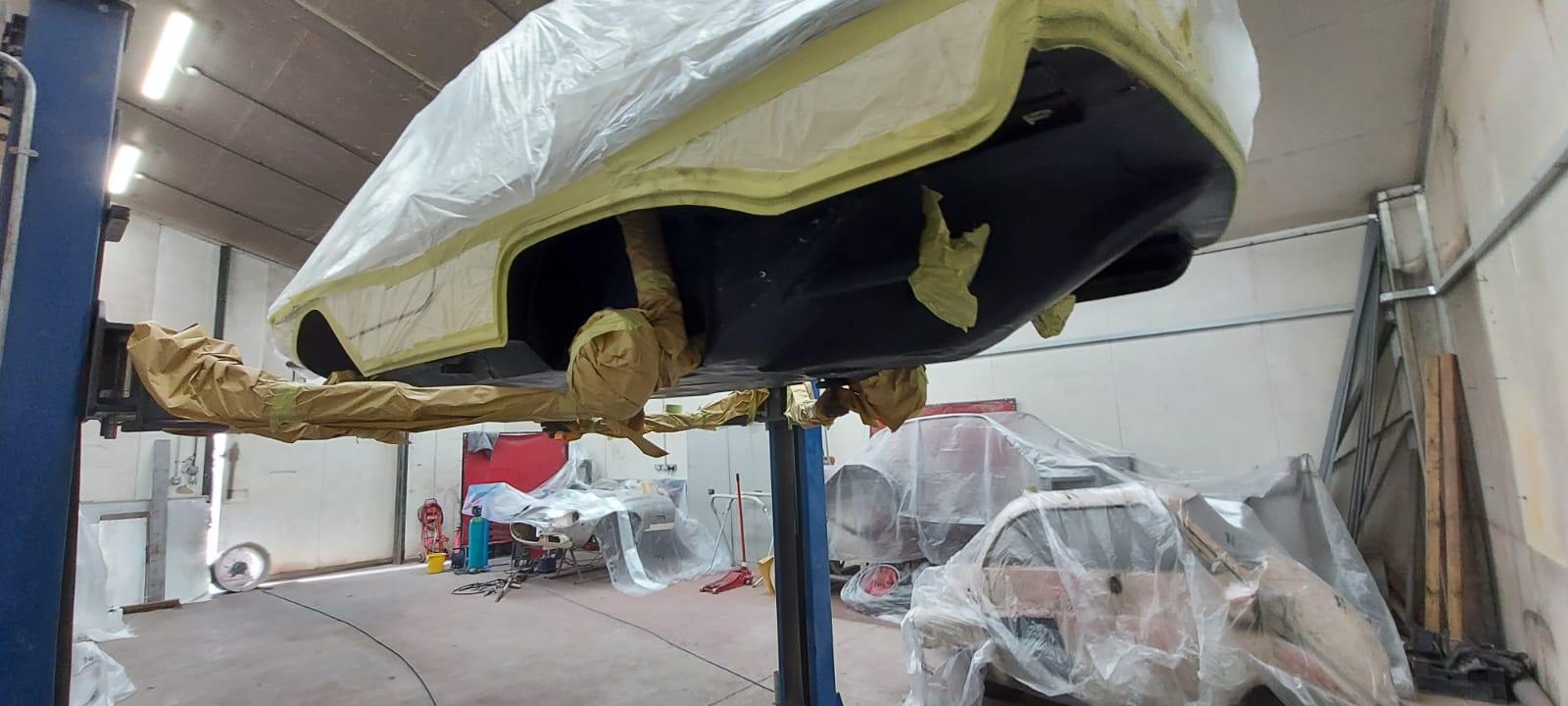 01042021 Amphicar unerside rubbed down and painted 4 1