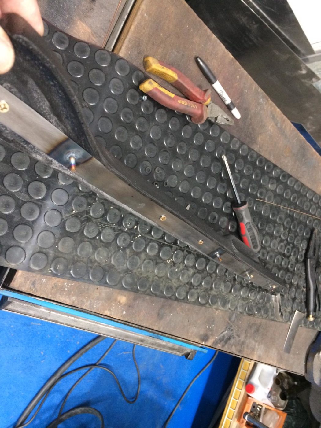 02 03 2021 Triumph TR5 dave door crash pad fitted 5 1
