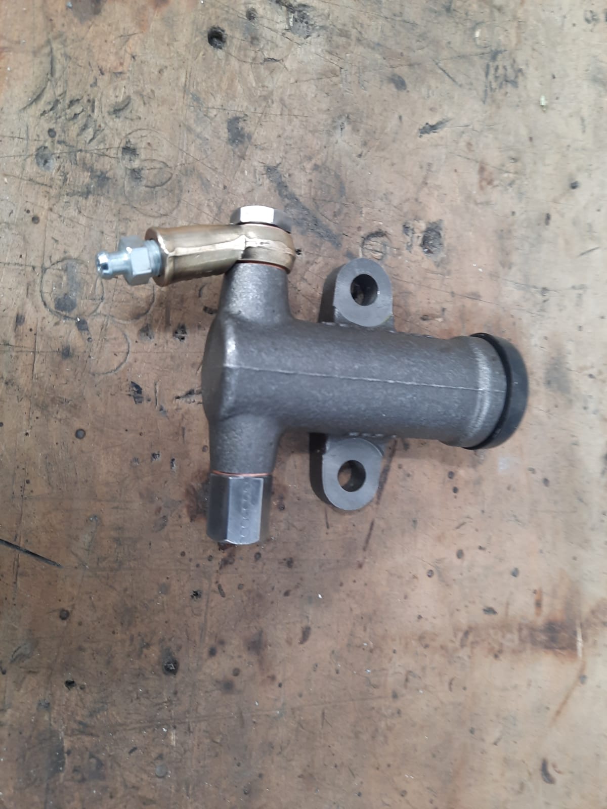 02032021 Blue Etype Steering rack tie rod ends replaced and clutch slave cylinder 1 1