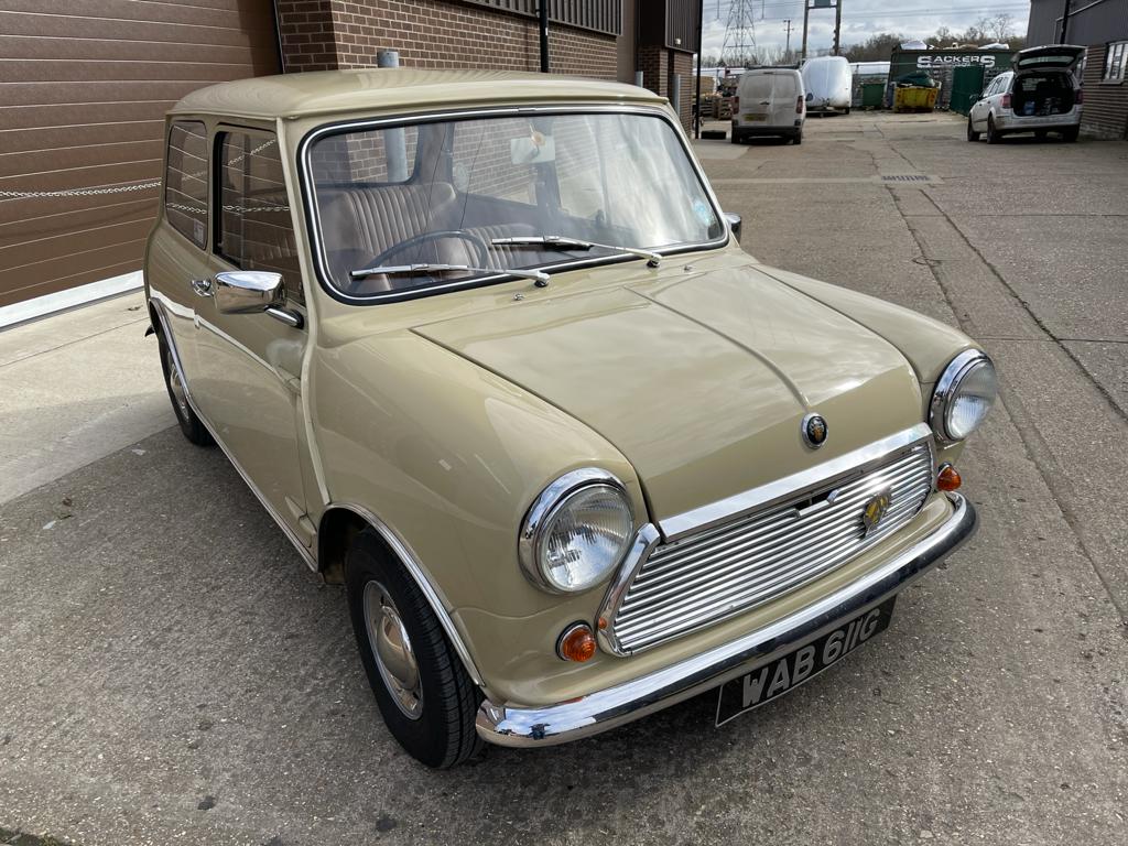 060321 1969 Austin Mini 5