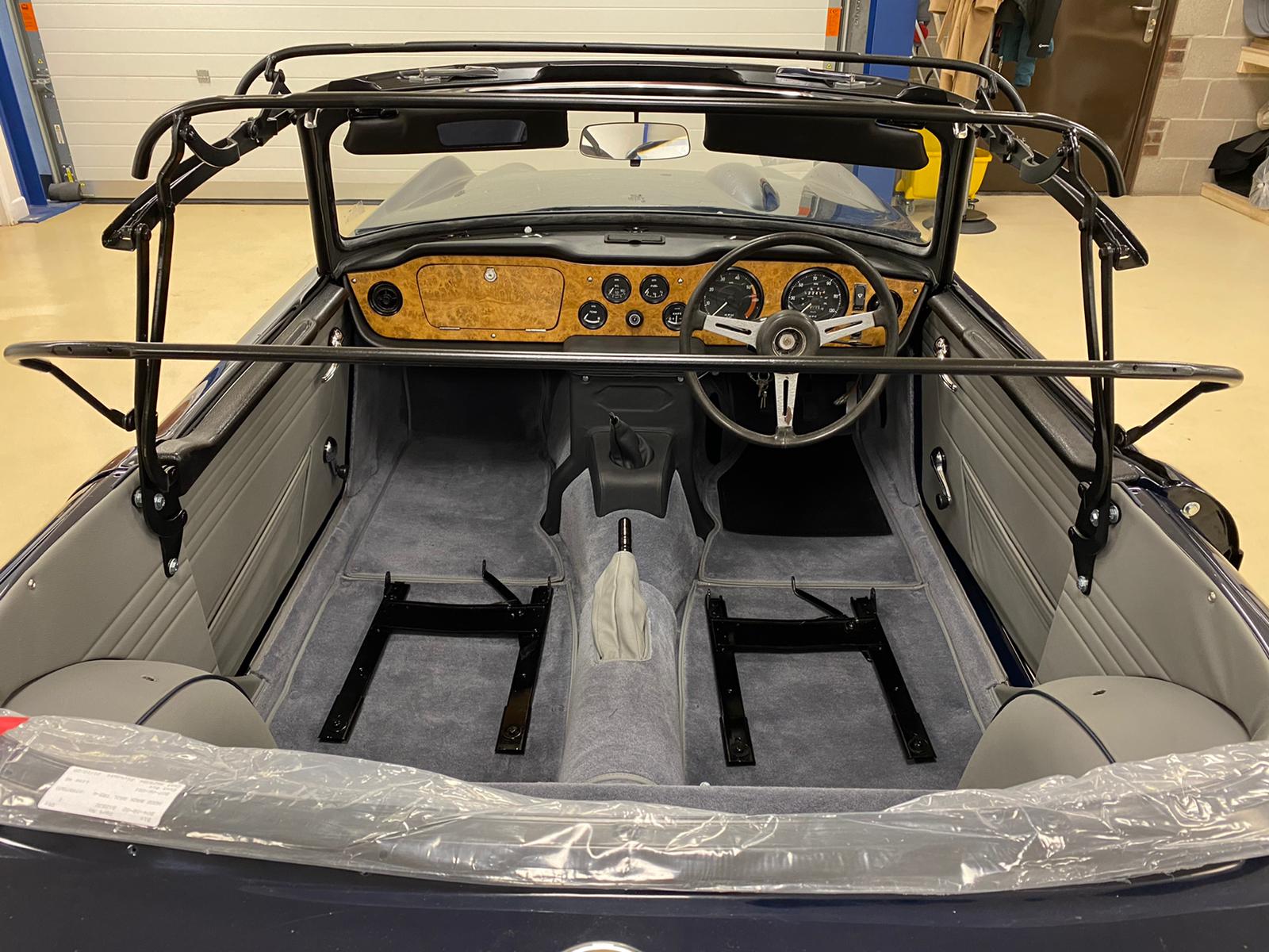 08032021 Triumph TR5 seat runners 1