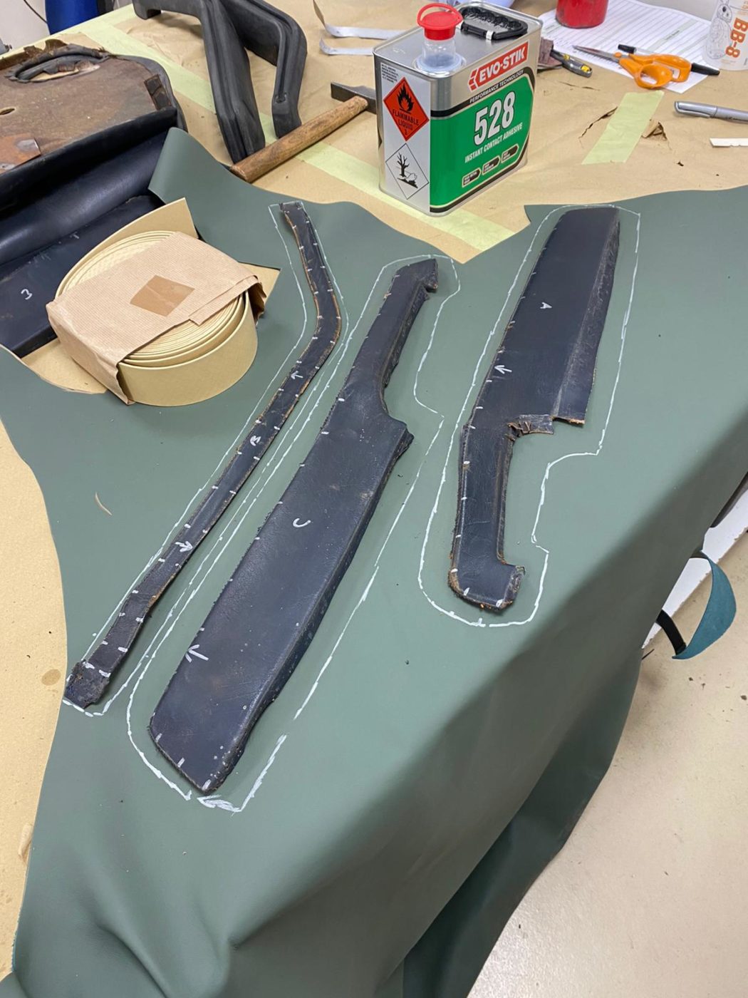 09032021 Ferarri Daytona Arm rests brian 7 1