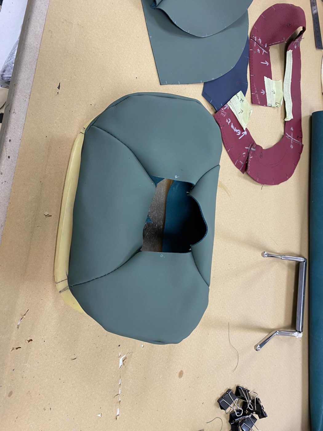 10 03 2021 Ferarri Daytona headrest 24 1
