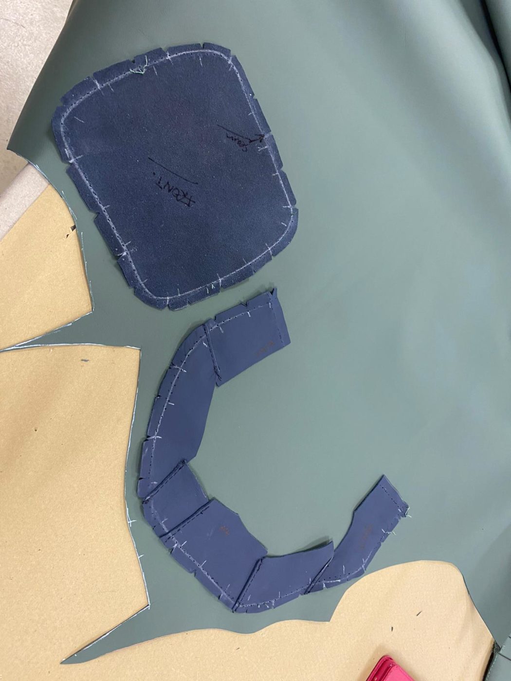 10 03 2021 Ferarri Daytona headrest 3
