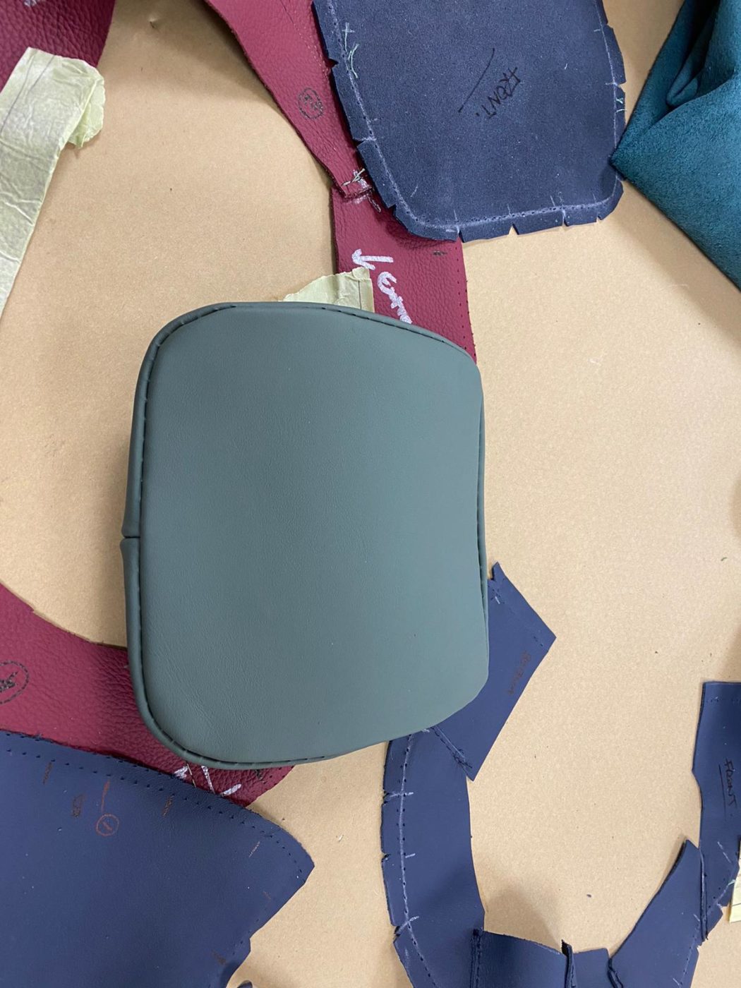 10 03 2021 Ferarri Daytona headrest 5