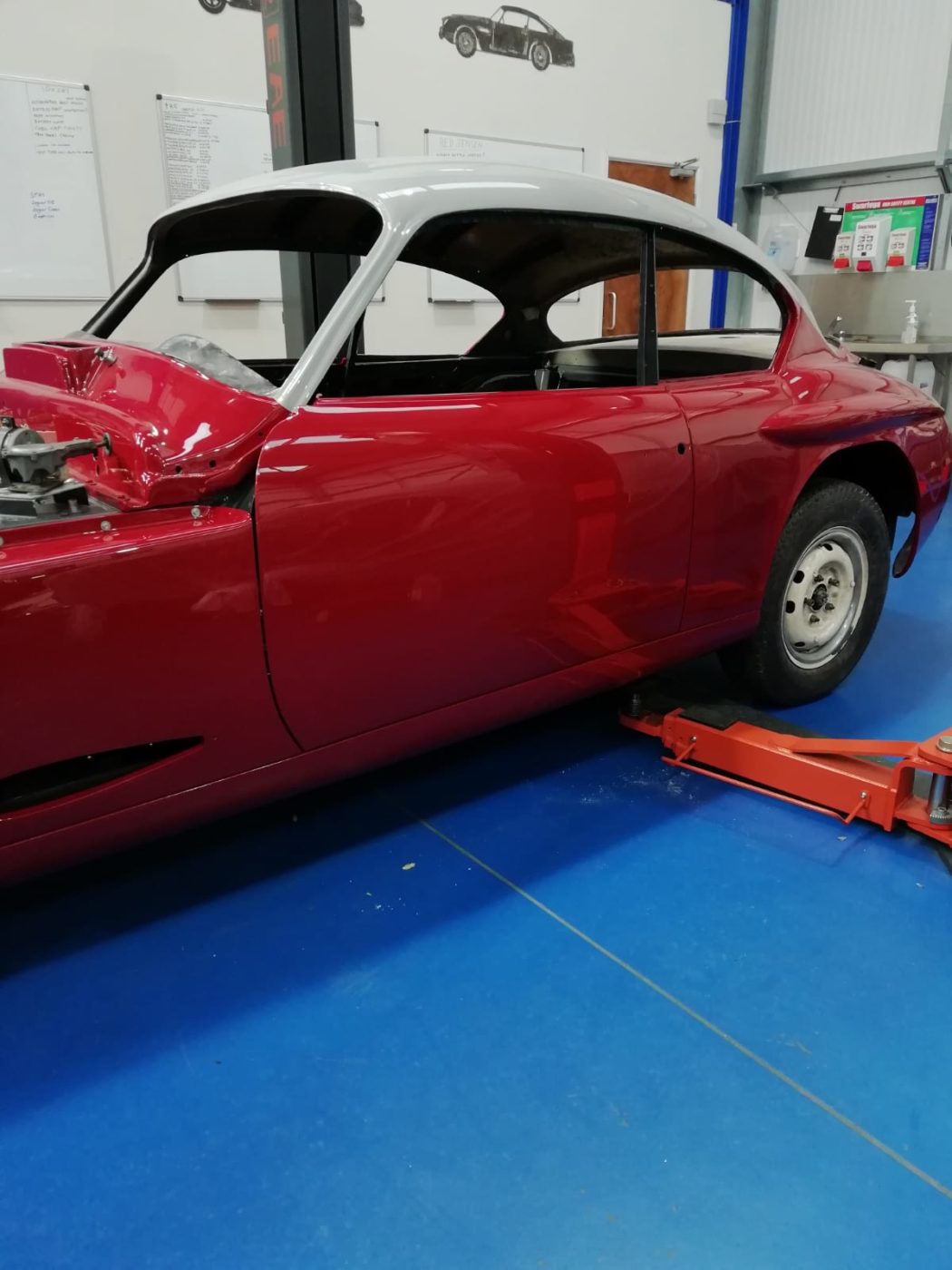 12 03 2021 1960 Peony Red Jensen doorr wing and sill fitted 1 2