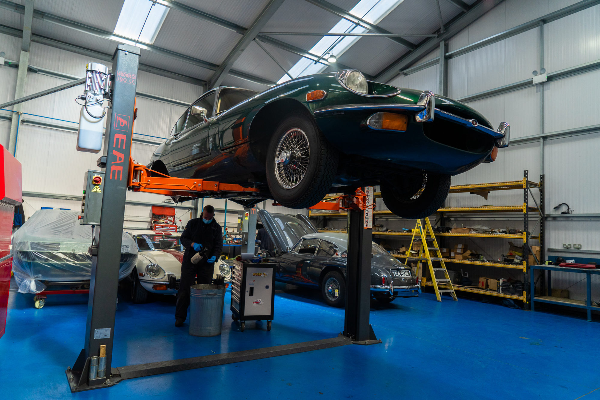 12 03 2021 1970 Jaguar Etpye Green service 2 2