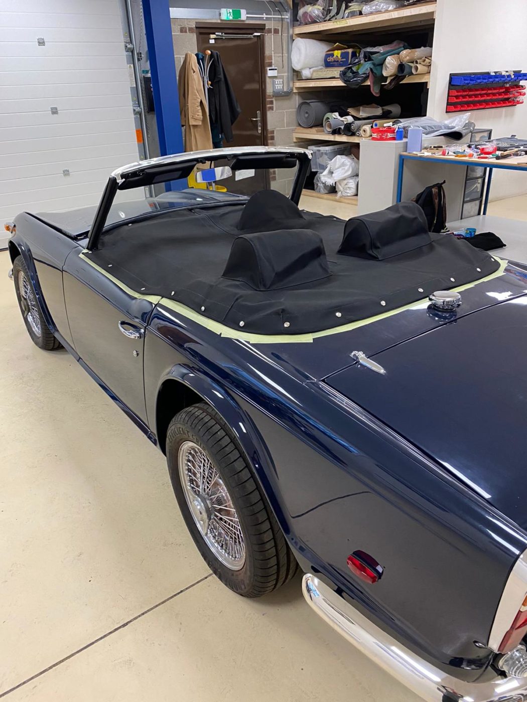 12 03 2021 Triumph TR5 hood kath 25 1