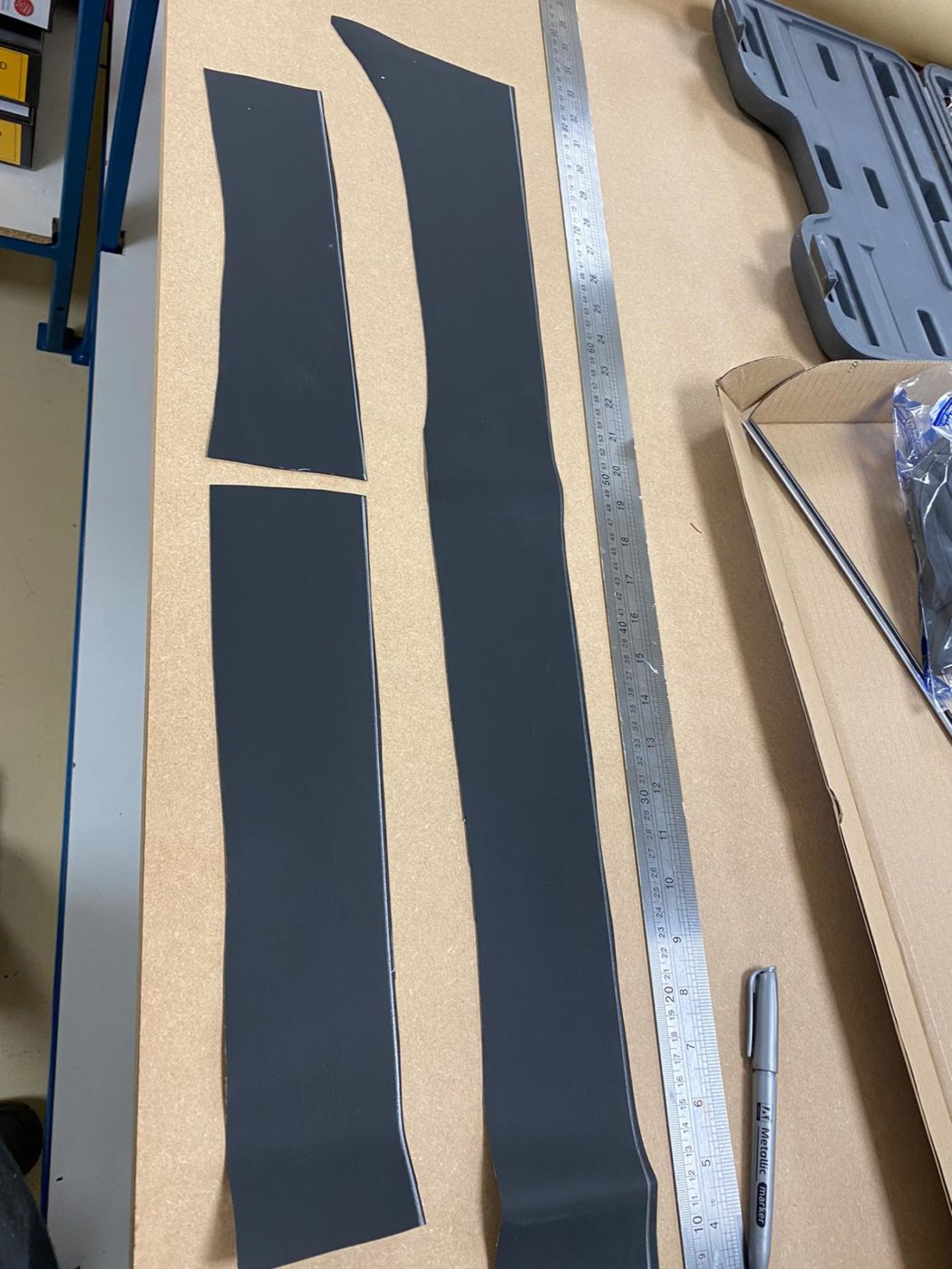 12 03 2021 Triumph TR5 hood kath 38 1