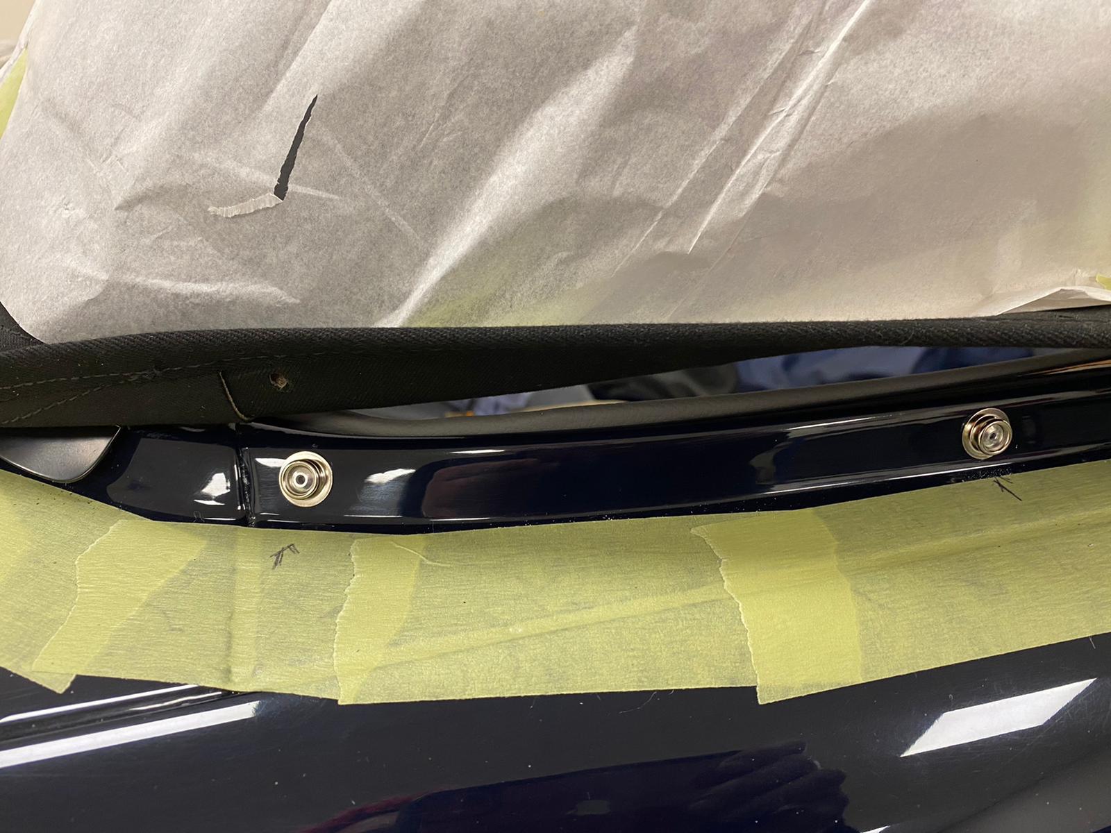 12 03 2021 Triumph TR5 hood kath 74 1