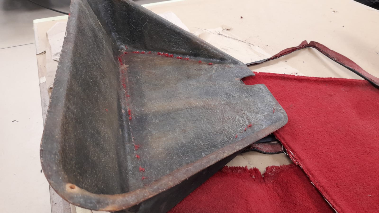 17 03 2021 Ferarri Daytona rear centre trim 6 1