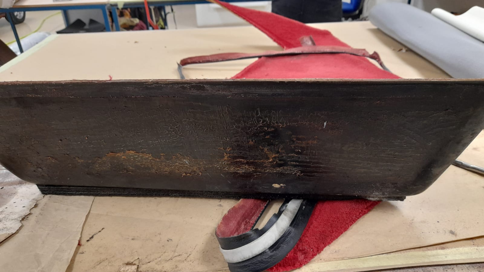 17 03 2021 Ferarri Daytona rear centre trim 9 1