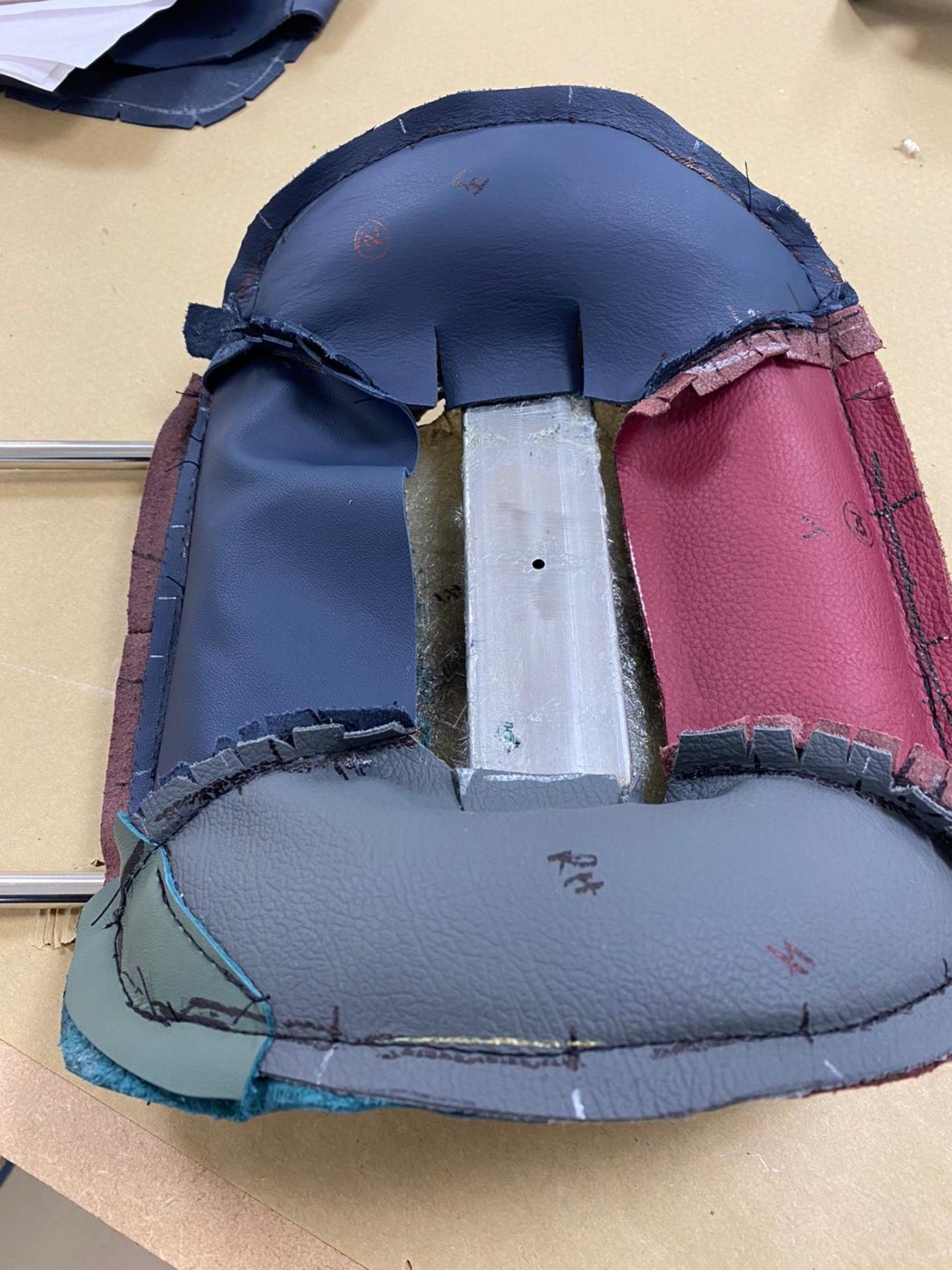 18.03.2021 Ferarri Daytona head rest remake 18 1