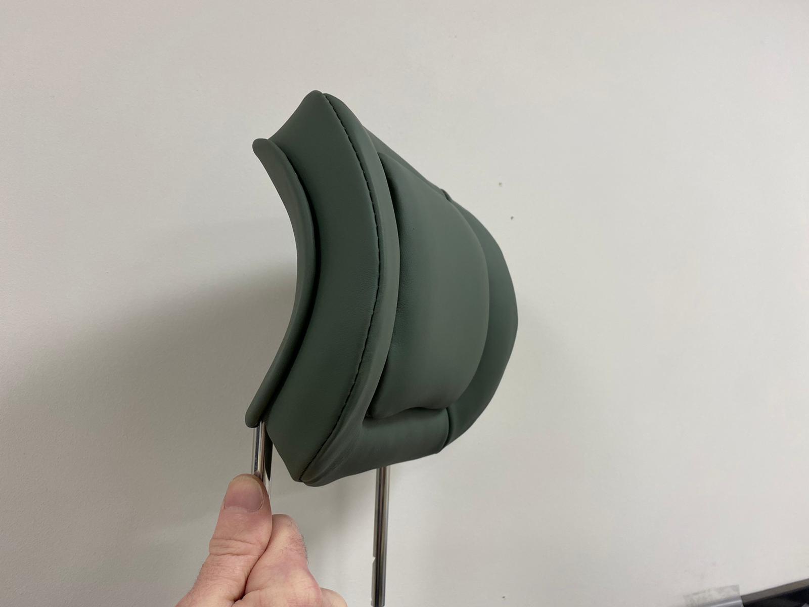 18.03.2021 Ferarri Daytona head rest remake 69