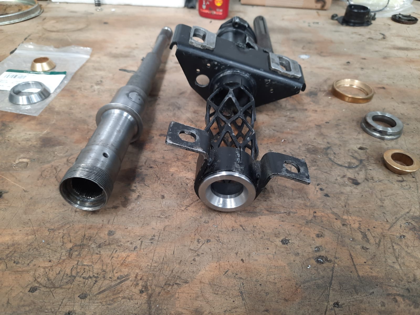 18.03.2021 Green jag etype 1970 series 2 suspension bull joint 15 1