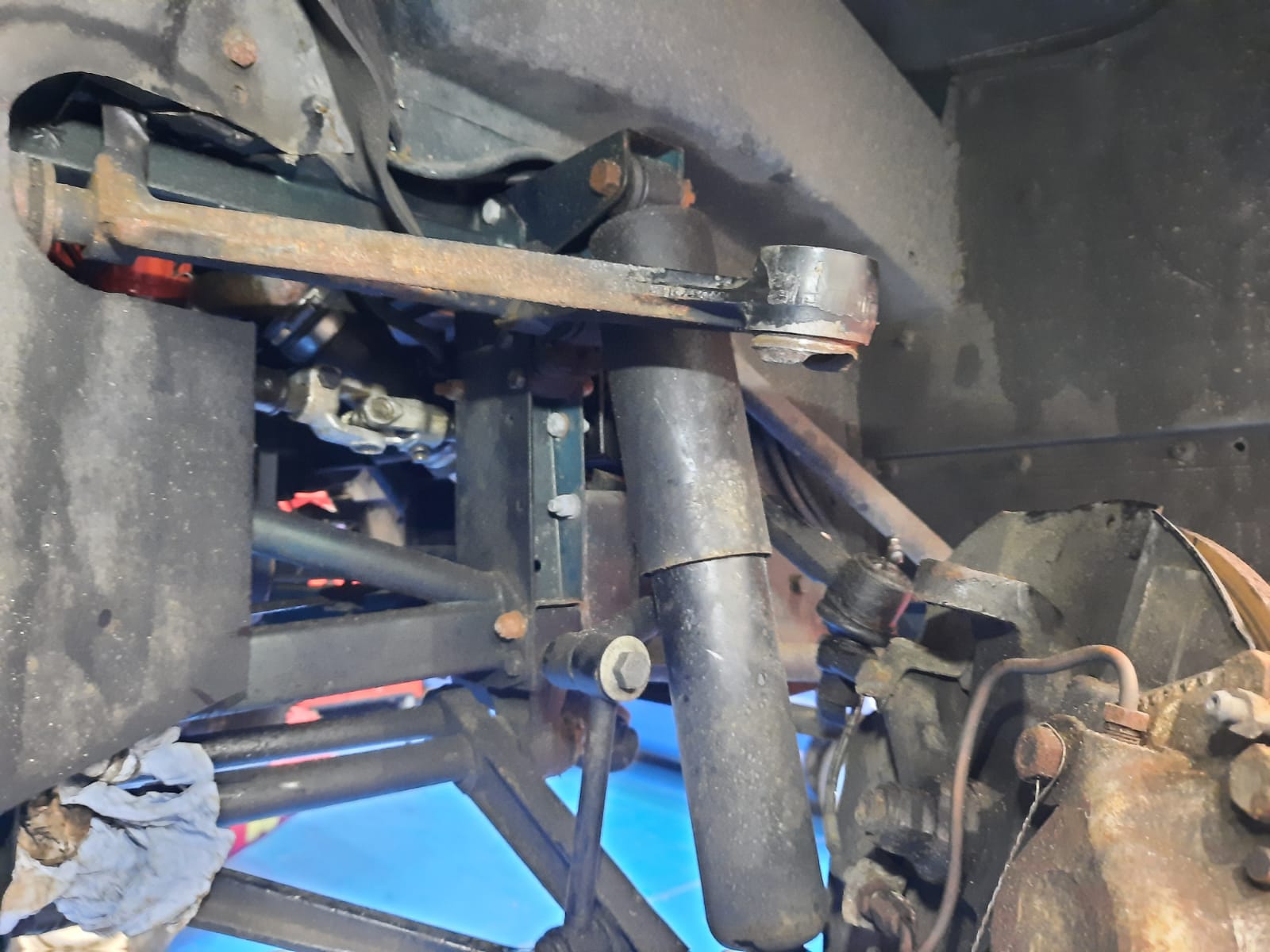 18.03.2021 Green jag etype 1970 series 2 suspension bull joint 6 1